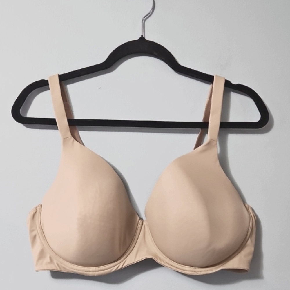 Dream Fit Seamless Full Figure Soft Form Fitting Tan Underwire Bra Size 42DD